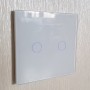 Умный выключатель с Алисой Яндекс Tuya WiFi RF433 на двойной сенсорный УНИВЕРСАЛЬНЫЙ БЕЗ НУЛЯ И С НУЛЕМ белый стеклянный