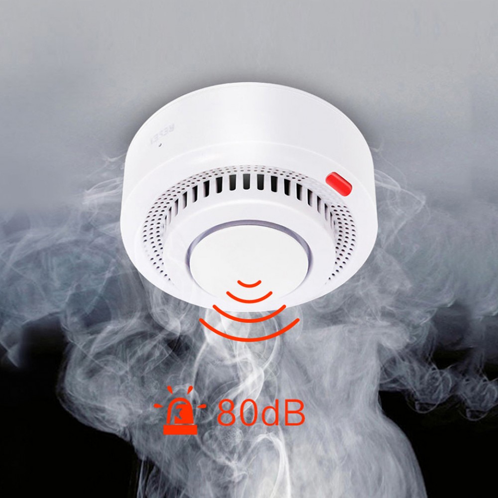 Умный беспроводной  WiFi датчик дыма Tuya дистанционное управление для умного дома белый со встроенной сиреной